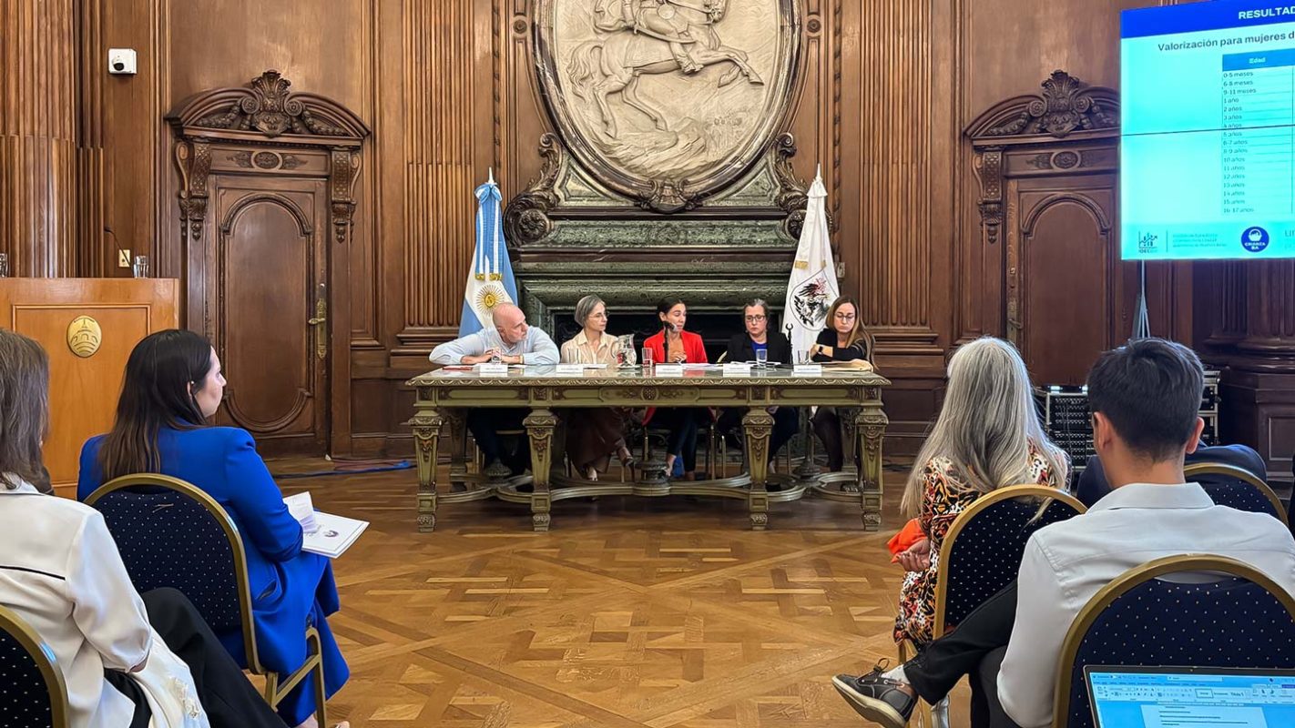 el-idecba-presento-la-canasta-de-crianza-para-la-iudad